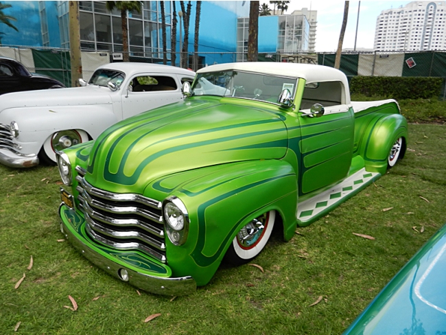 Awesome Kustom Chevy truck